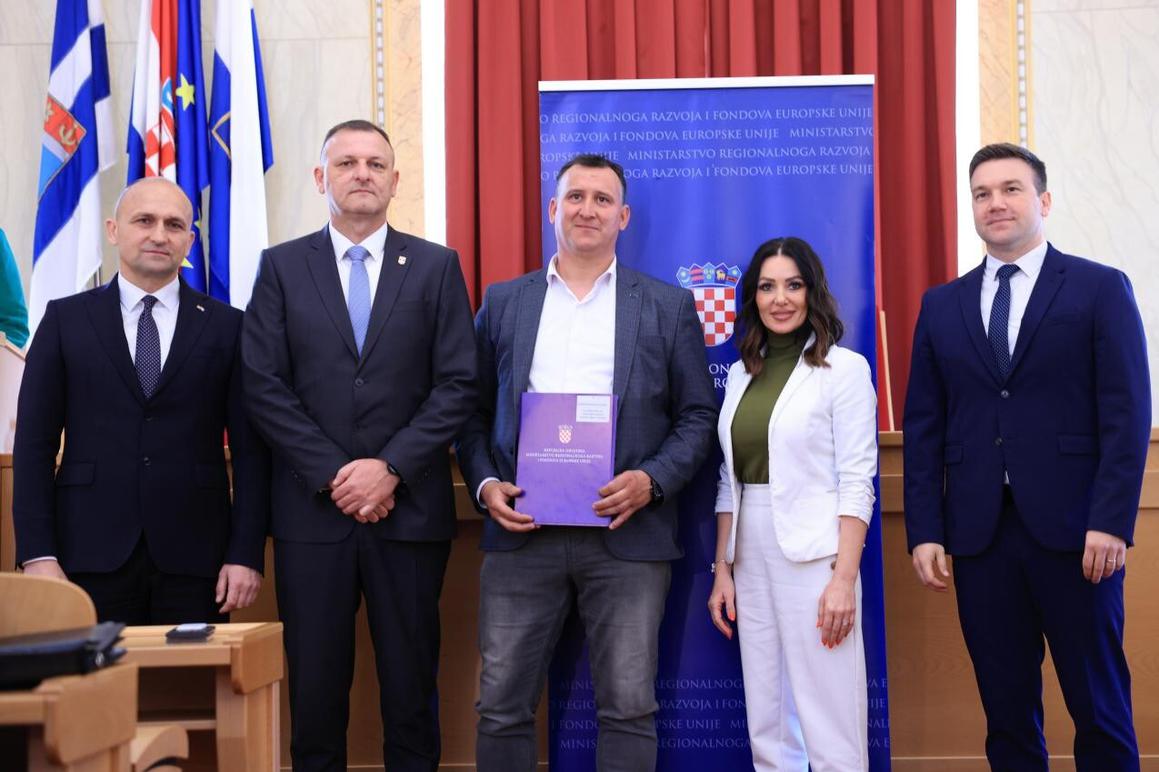 S 1,5 milijuna eura Hrvatska pomaže projekte suradnjes Hrvatima u Vojvodini