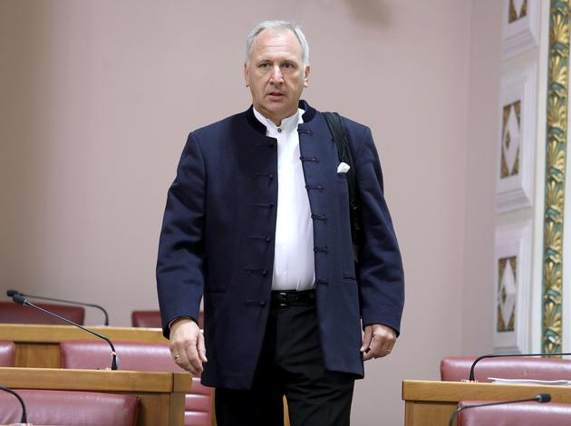 Andro Krstulović Opara