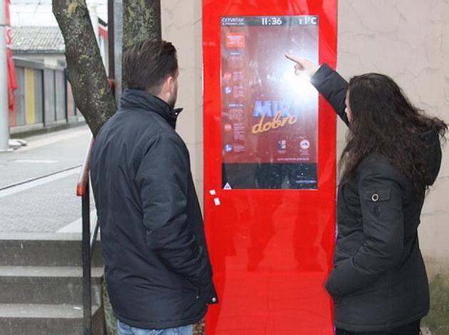 Jastrebarsko LCD monitori info