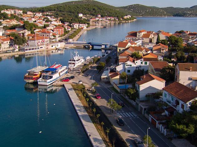 Tisno