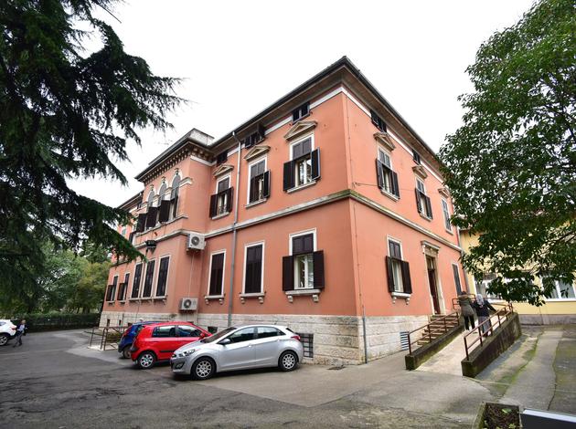 Doma za starije osobe „Domenico Pergolis“ u Istri