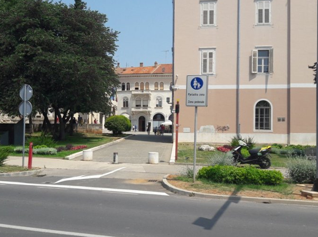 Pula pješačka zona