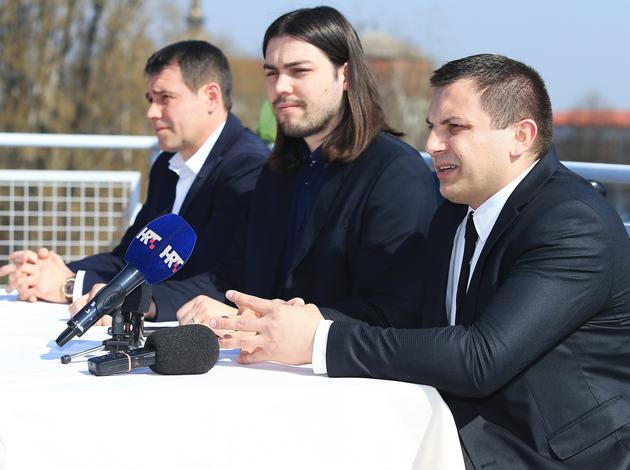 Pavao Josić Živi zid