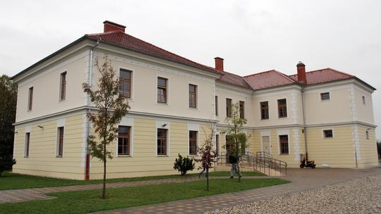 Zgrada u Čakovcu kojoj je smješten regionalni centar HRT-a