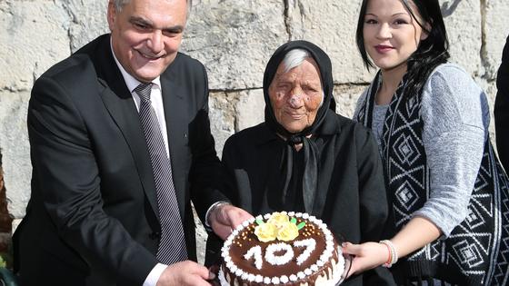Anđa Perić iz Dugopolja proslavila 107. rođendan