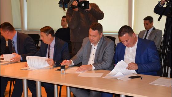 Zadarska županija potpisivanje ugovora