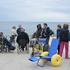 Pulska plaža sada ima novi lift za spuštanje osoba s invaliditetom u more