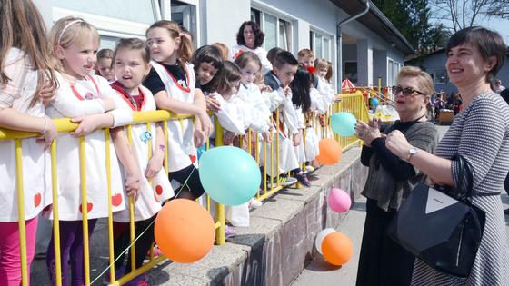 Djeca u Sisku pjevaju Gabi Novak