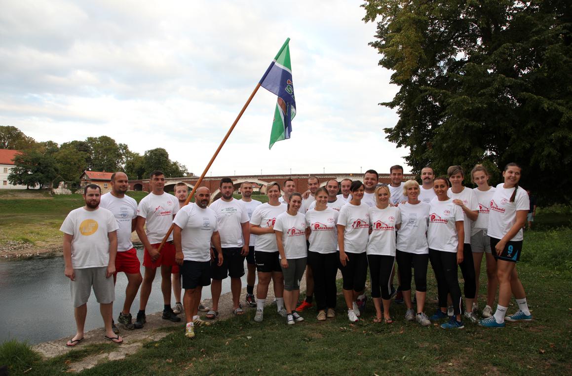Sisački lađari i lađarice spremni za maraton u Metkoviću