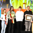 Nagrade su dobitnicima uručili gradonačelnik Mišel Jakšić i predsjednica ZŠU-a Jasmina Stričević