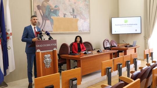 Vjerujem da ćemo doći i do većih iznosa i postotka proračuna koji će se izglasavati na ovaj način - kazao je gradonačelnik Franković