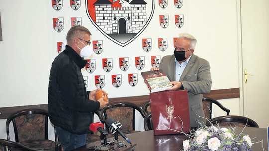 U Gradskoj vijećnici je gradonačelnik Darinko Dumbović primio Vjekoslava Pavlovića