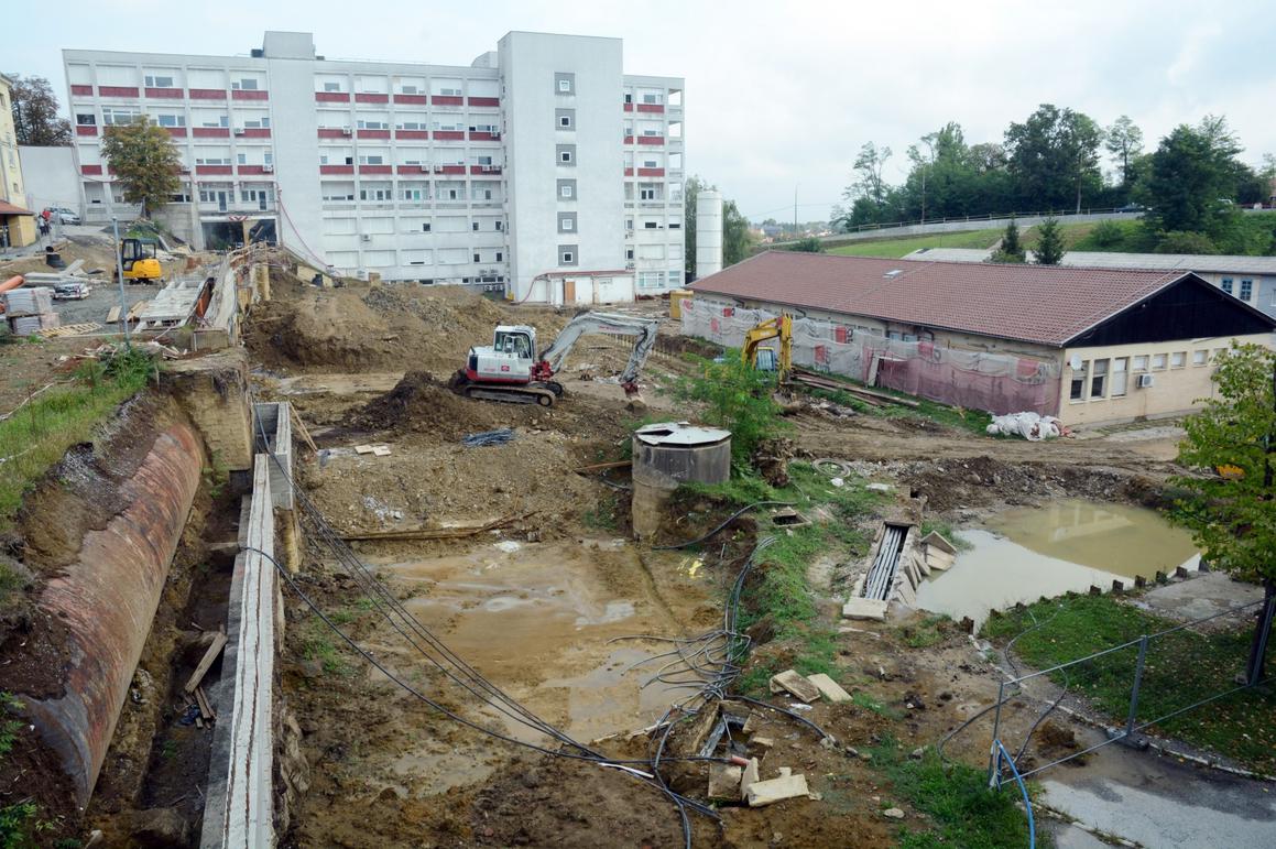 Radovi na izgradnji središnjeg paviljona Opće bolnice