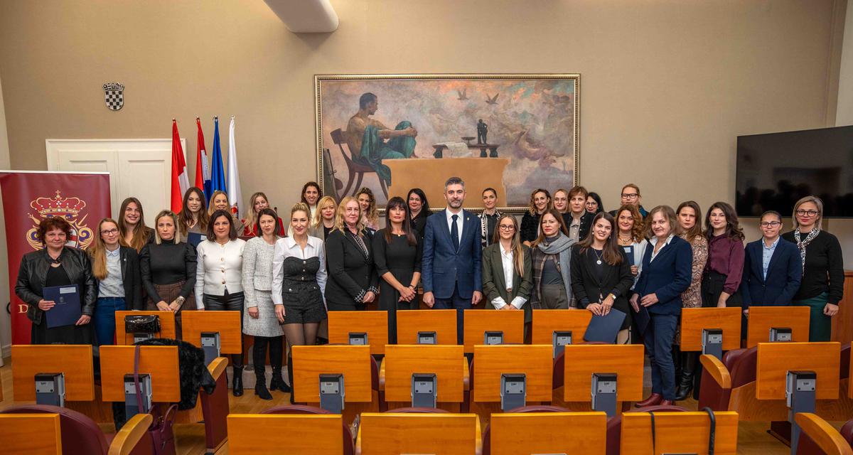 Pravo na financijsku potporu ima 45 poduzetnica, za što je osigurano 86.134 eura