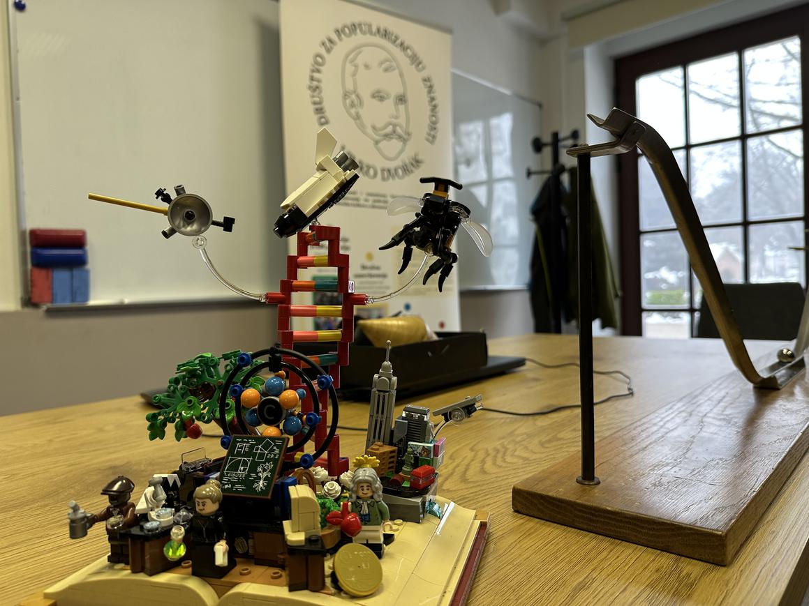 U svladavanju gradiva o energiji koja pokreće život na Zemlji pomagali i superjunaci