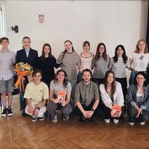storyeditor/2026-05-21/Gimnazijalci_Foto_Grad_Samobor.jpg