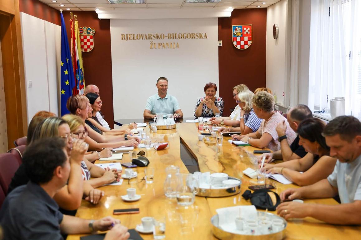 U obrazovnu mrežu ulaže se 30 milijuna eura, niču nove škole i dvorane, ali i učenički dom