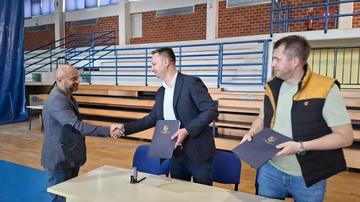 Ugovor za obnovu dvorane