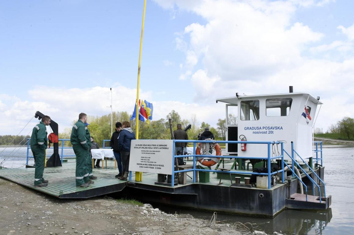 Opstanak skela je nužnost jer skraćuju stanovnicima put do njiva i za 90 kilometara