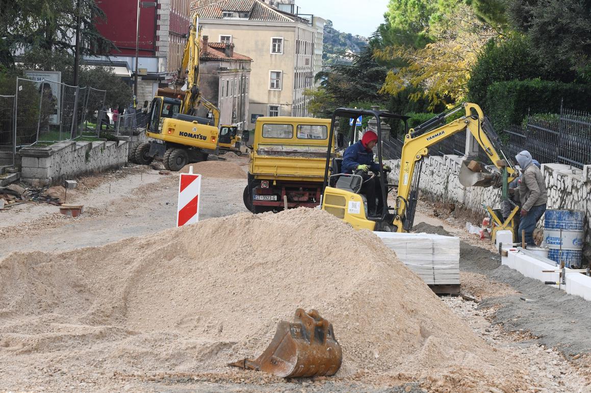 U Šibeniku završeni kapitalni projekti: Otvoren Trokut i izgrađena podzemna garaža u središtu grada