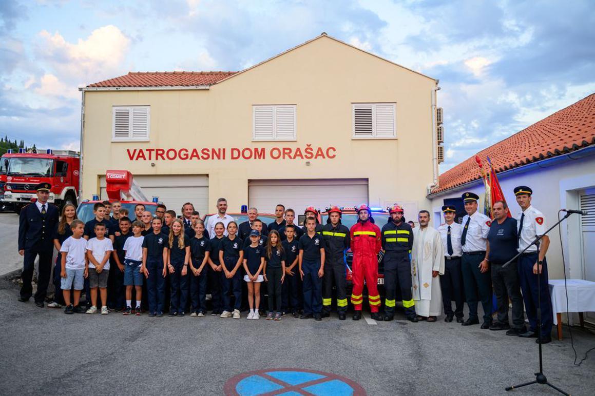 Dubrovnik jača vatrogasne snage: nova vozila za JVP i DVD Orašac