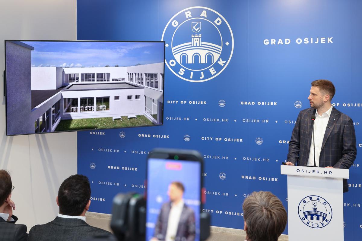 Radić je najavio i gradnju centralne školske kuhinje, kojom bi Osijek postao prvi grad u Hrvatskoj s takvim sustavom