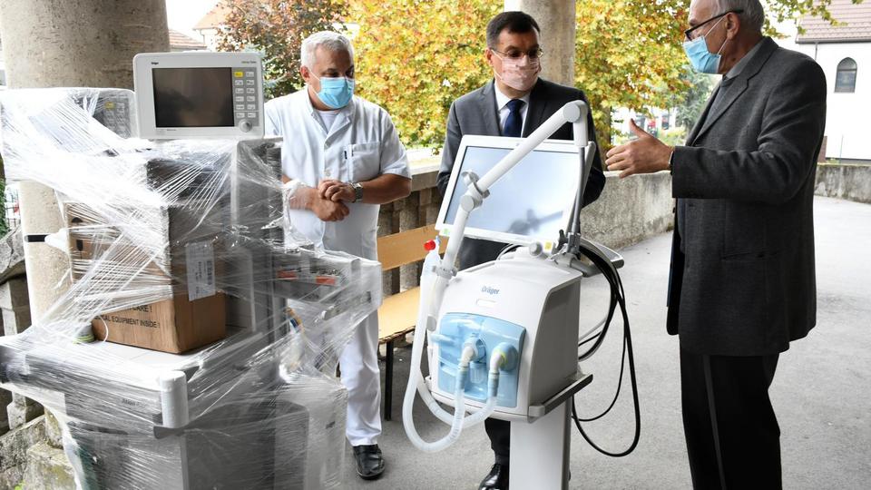 U Opću bolnicu Bjelovar dopremljeni novi respiratori i kreveti