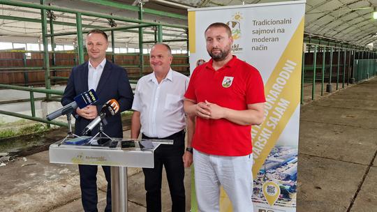 Ministarstvo poljoprivrede ​ odobrilo je pomoć od 320.000 eura čime će hala u kojoj se održava jedina Državna izložba stoke u Hrvatskoj dobiti novo krovište