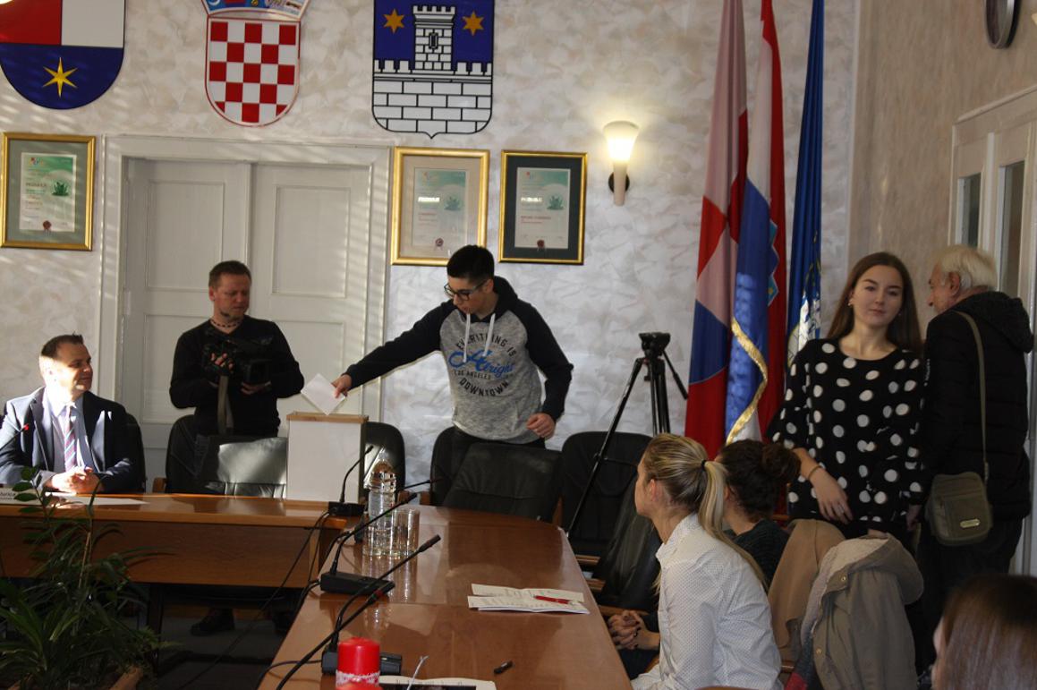 Konstituiran Savjet mladih Grada Čakovca