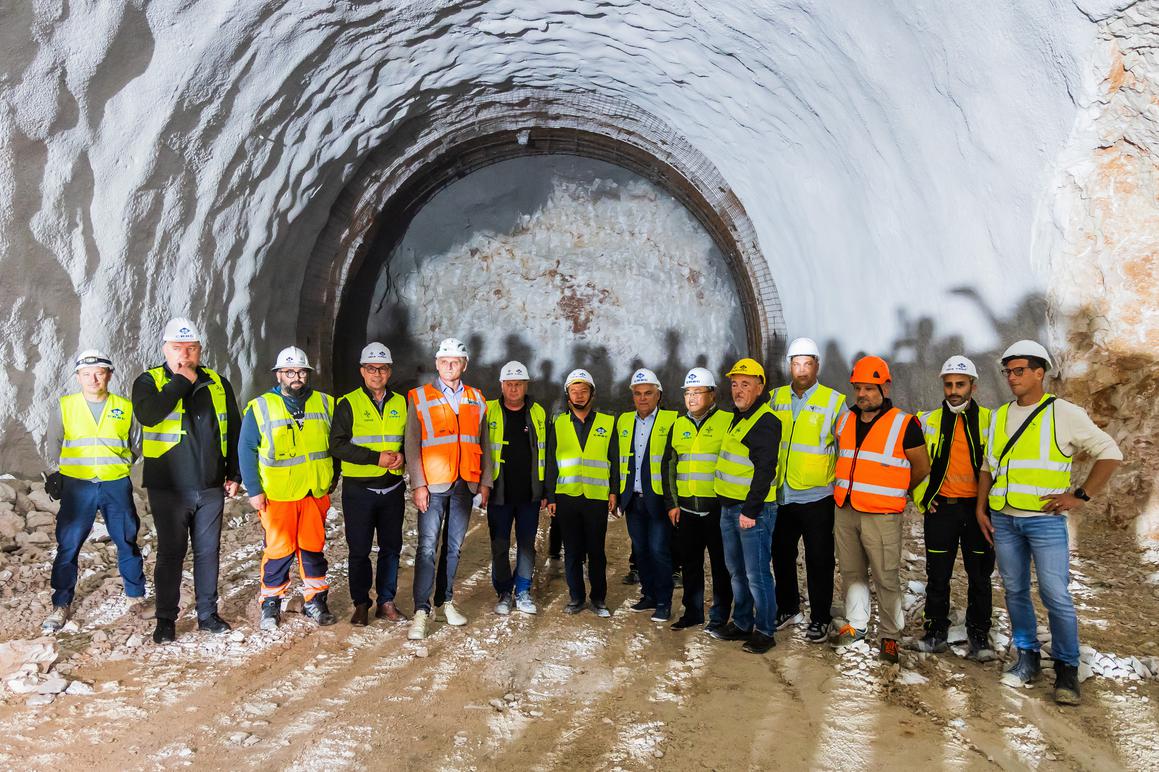 Boban zadovoljan radovima na tunelu Kozjak, probijanje u veljači