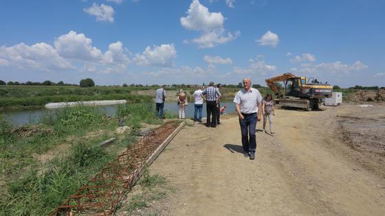 Župan Božo Galić obišao je radove na gradnji Agrotehnološkog centra i sustava navodnjavanja
