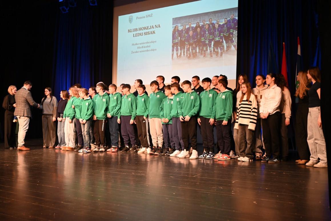 Sportašima i klubovima za iznimne uspjehe dodijeljena 322 priznanja