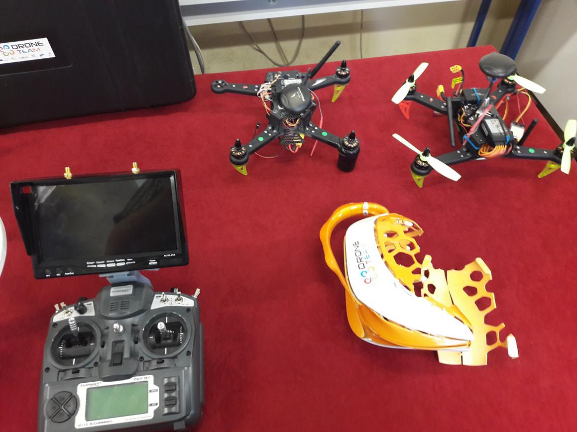 Svaka škola imat će svoj dron a učenici će morati izvesti i programirani let