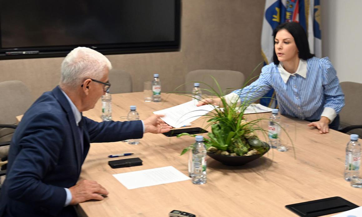Za uslužno klanje svinja i pregled mesa na trihinelozu daju 20 eura po tovljeniku