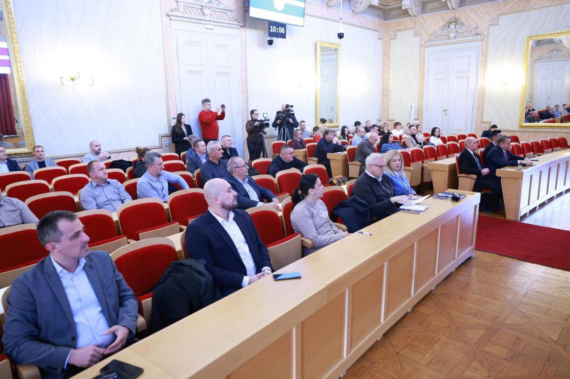 U projektu "Naša Slavonijai Baranja – naš dom" tražese najbolje lokacije zagradnju 50 kuća i zgrada