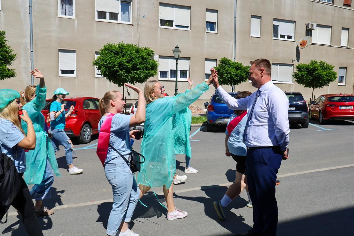 Maturantima besplatan pristup aplikaciji za pripremu državne mature