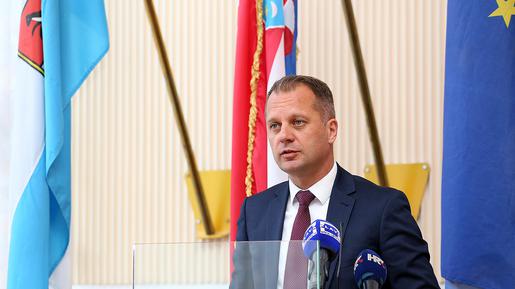 Usvojen je proračun Virovitičko-podravske županije za 2024. godinu koji iznosi 74.770.000 eura. Župan Igor Andrović osvrnuo se na dio najznačajnijih projekata koji su završeni u godini na izmaku