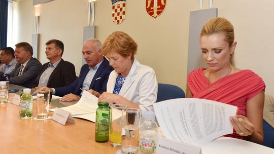 Potpisivanje ugovora o integraciji Opće bolnice i bolnice Hrvatski ponos