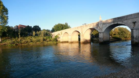 Hrvace, most na rijeci Cetini