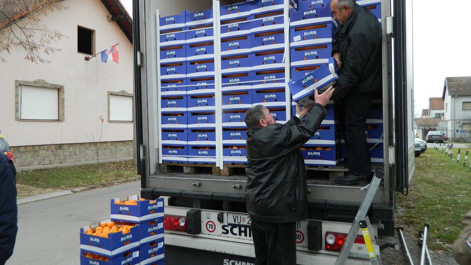 Donacije mandarina Vukovarsko-srijemskoj županiji