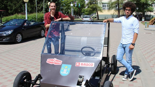 Koprivnički maturanti izradili vlastiti električni automobil