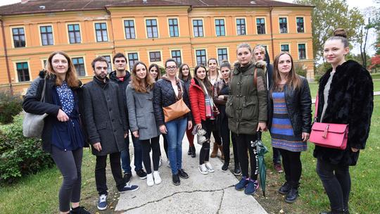 Studenti u Čakovcu prosvjeduju zbog zatvorene menze