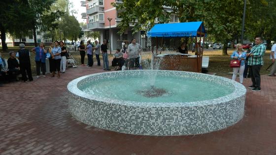 Fontana u Borovu naselju