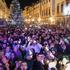 Građani Novu godinu dočekali na gradskim trgovima diljem zemlje uz vatromet i glazbu