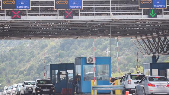 Granični prijelaz Karasovići između Hrvatske i Crne Gore