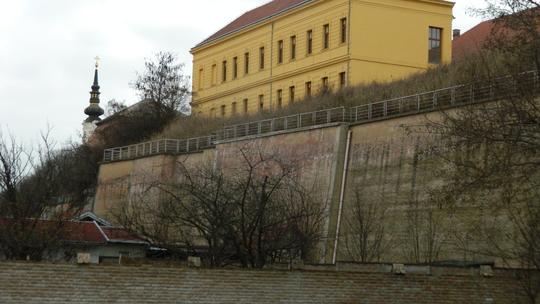 Potporni zidovi Vukovar