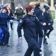 Policija zaplesala sa školarcima u sklopu projekta Živim život bez nasilja