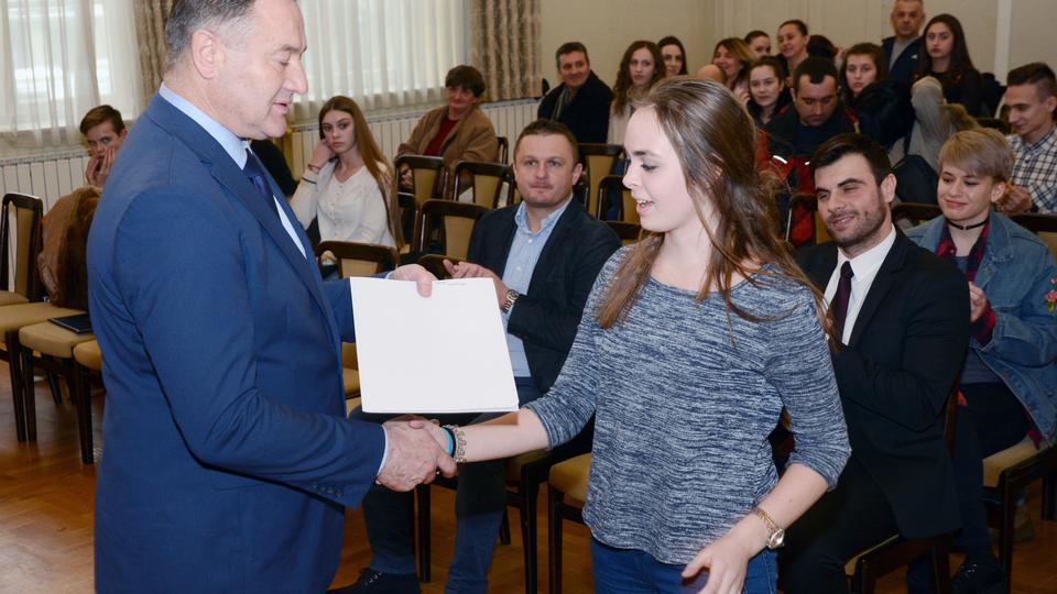 Župan Ivo Žinić dodijelio stipendije