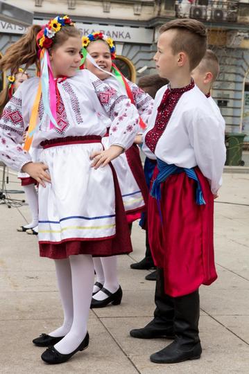 Najmlađi zaplesali folklor u Čazmi