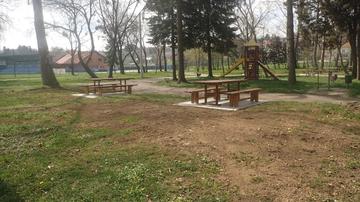 Nove klupe u Sv. Ivanu Zelini